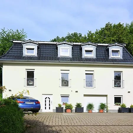 Villa Weisses Haus Am Kurpark - Waldblick Bad Suderode